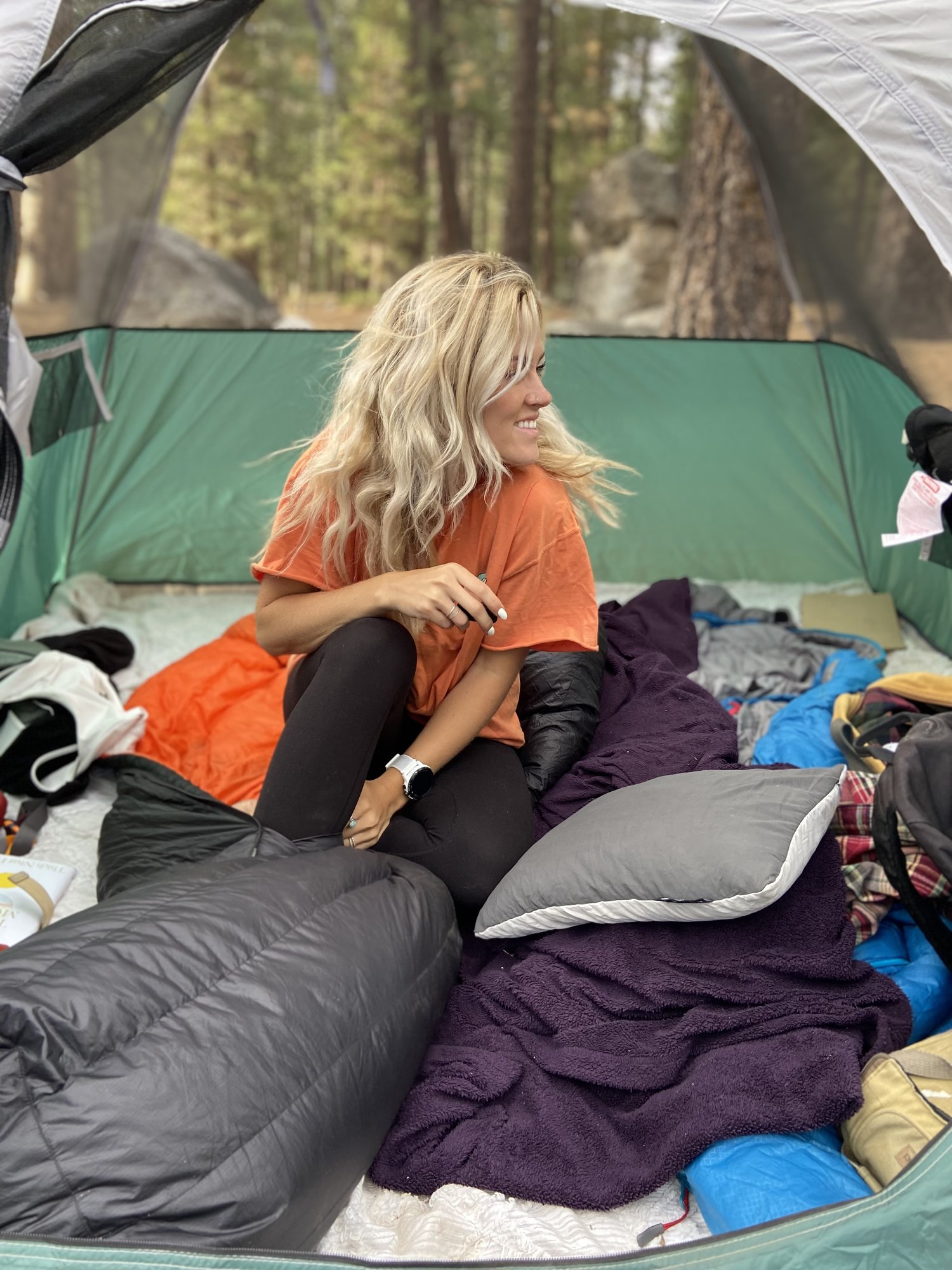 The Best  Camping Guide for Beginners and Solo Travelers